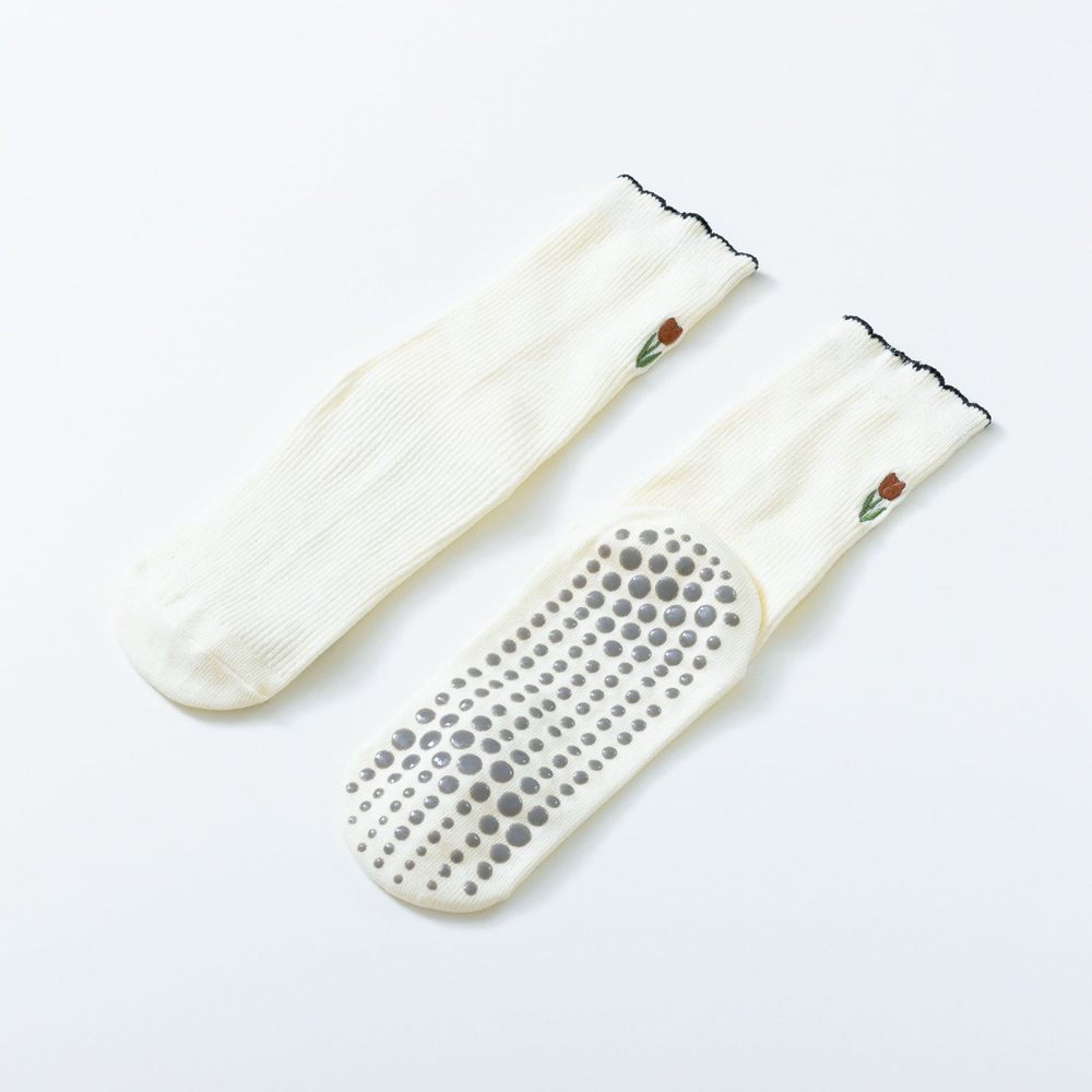 Calcetines bordados de flores  - Pilates Yoga Combined reseña y precio