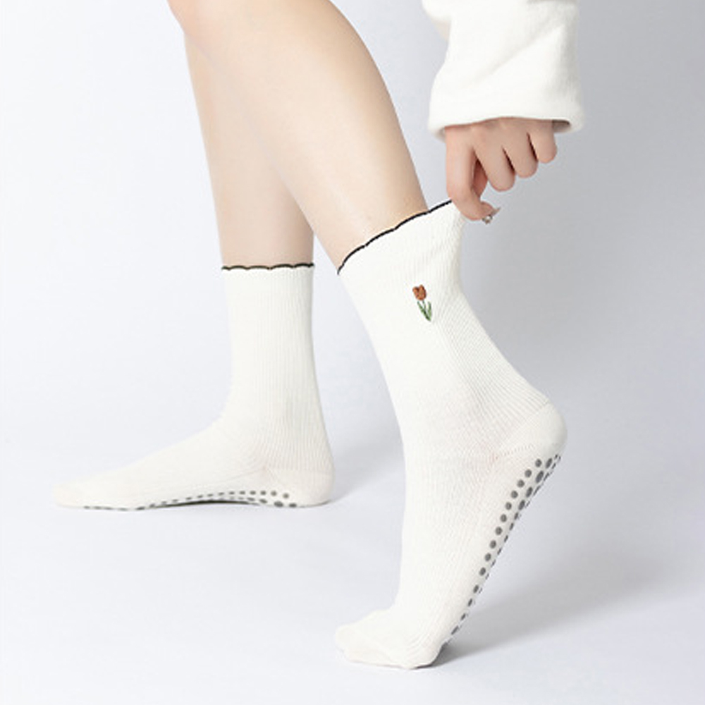 Calcetines bordados de flores  - Pilates Yoga Combined reseña y precio